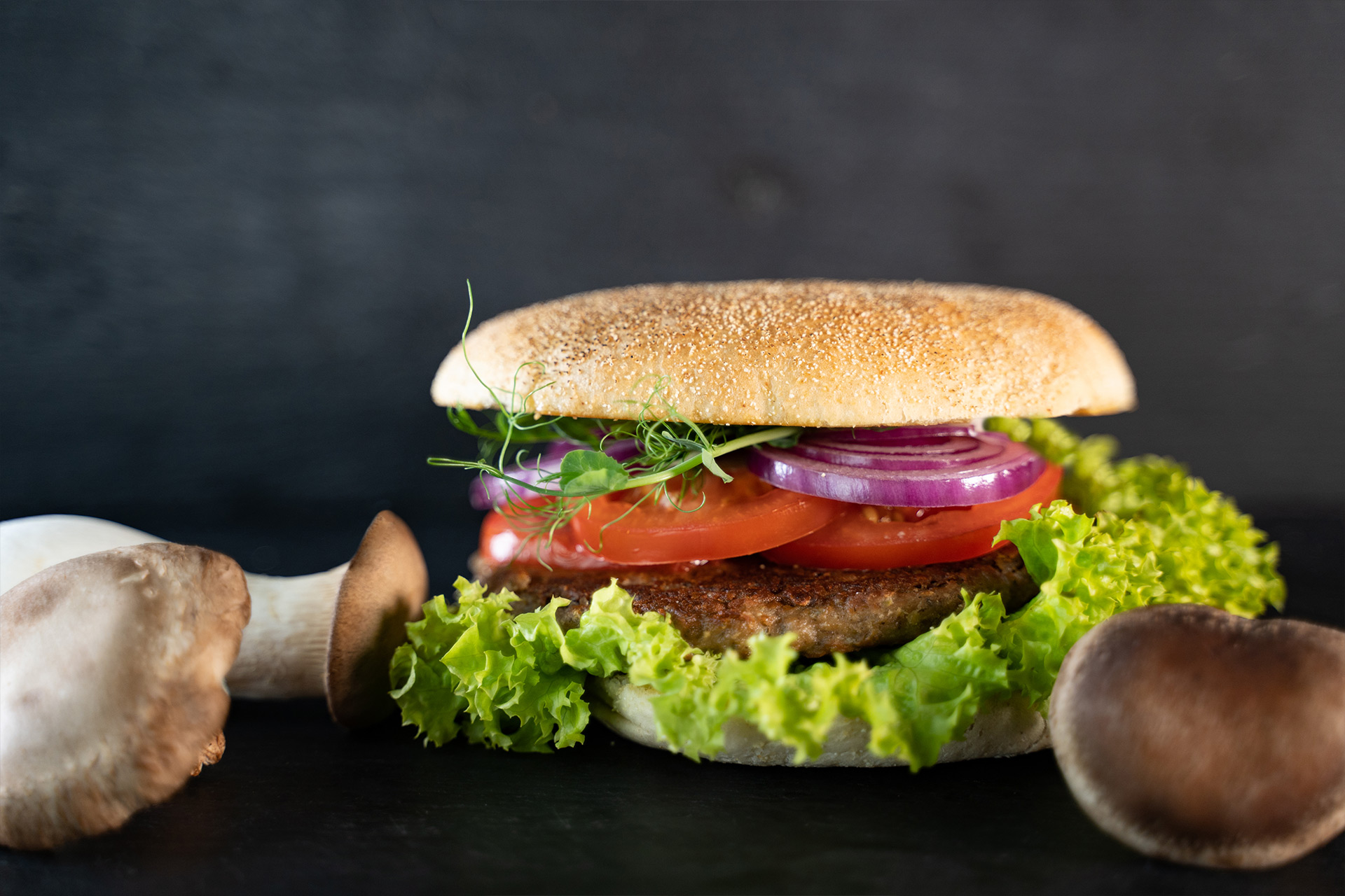 Vegetarischer-Pilz-Burger-close-up-Vitus-Vitality